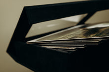 Clamshell Window Box