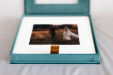 Clamshell Window Box